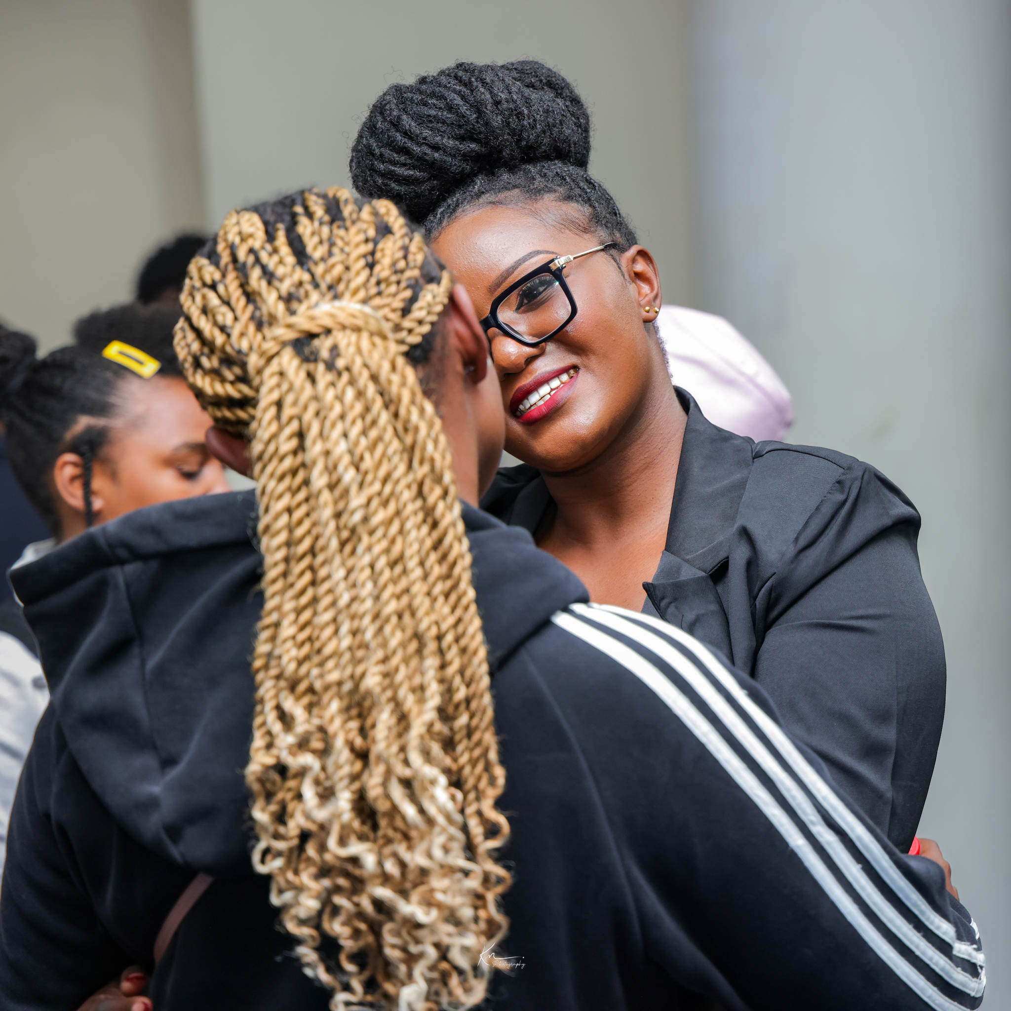 Bold Afrika team collaborating